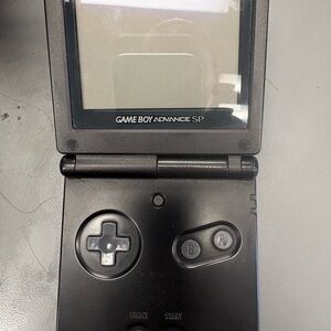 Nintendo Game Boy Advance SP - Black